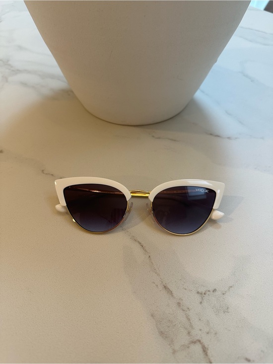 Vogue Accessories - NWT White Vogue Cat Eye Sunglasses with Gold Trim